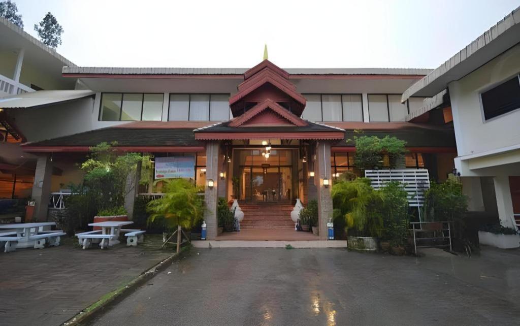 Piyaporn Hill Paradise Hotel Mae Sai Exterior photo